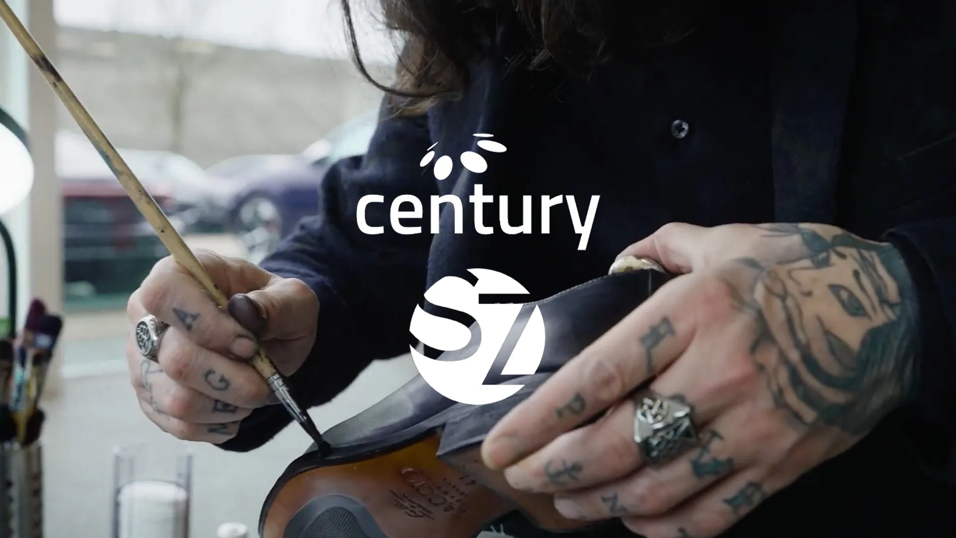 Century X SchoenenZaken